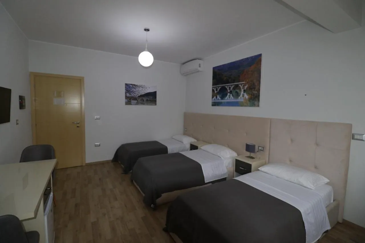 Hotel Aulona Fier